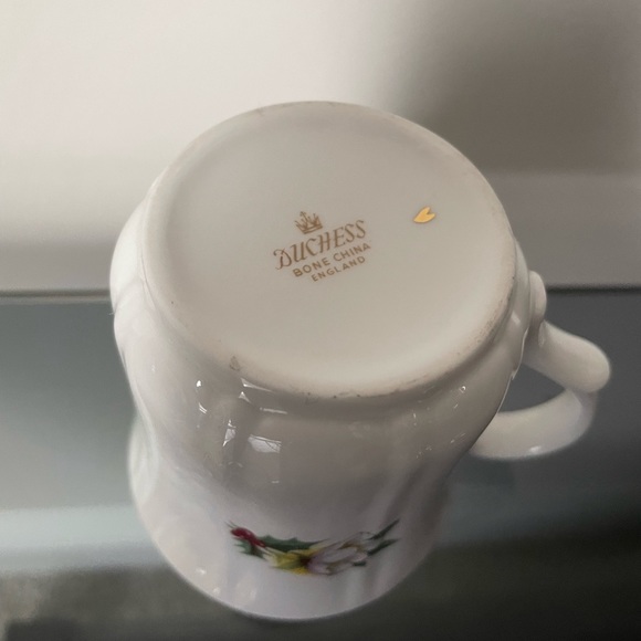 Rare Vintage Fine Bone China December Mug - Picture 5 of 8